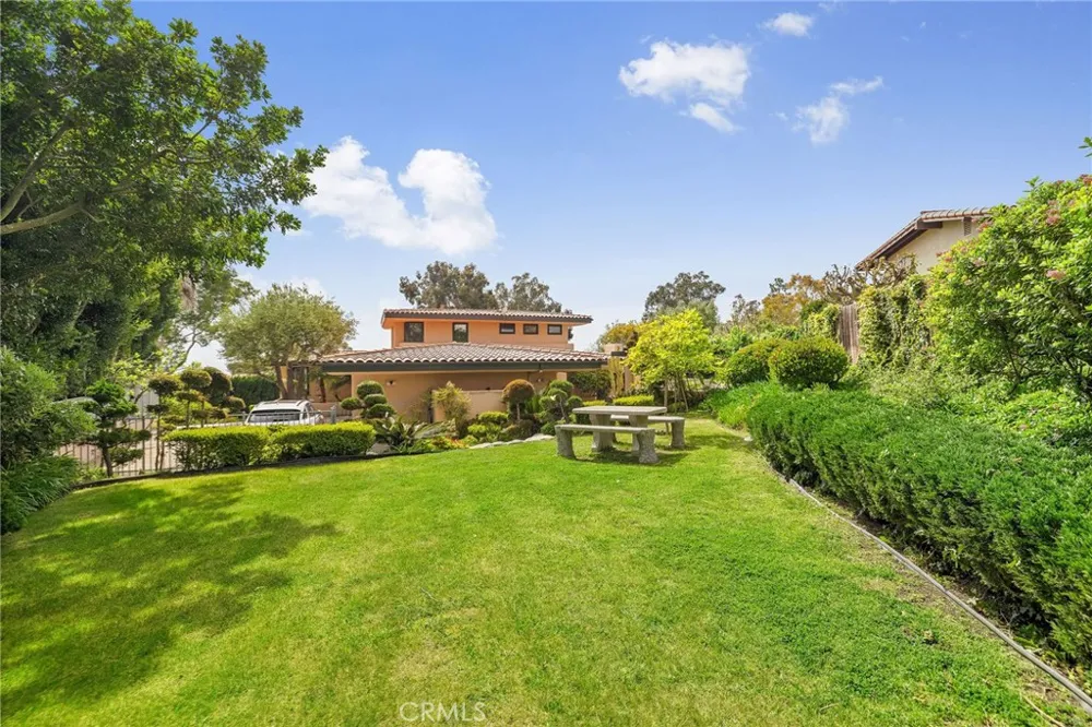 1432 Via Coronel Palos Verdes Estates, CA 90274