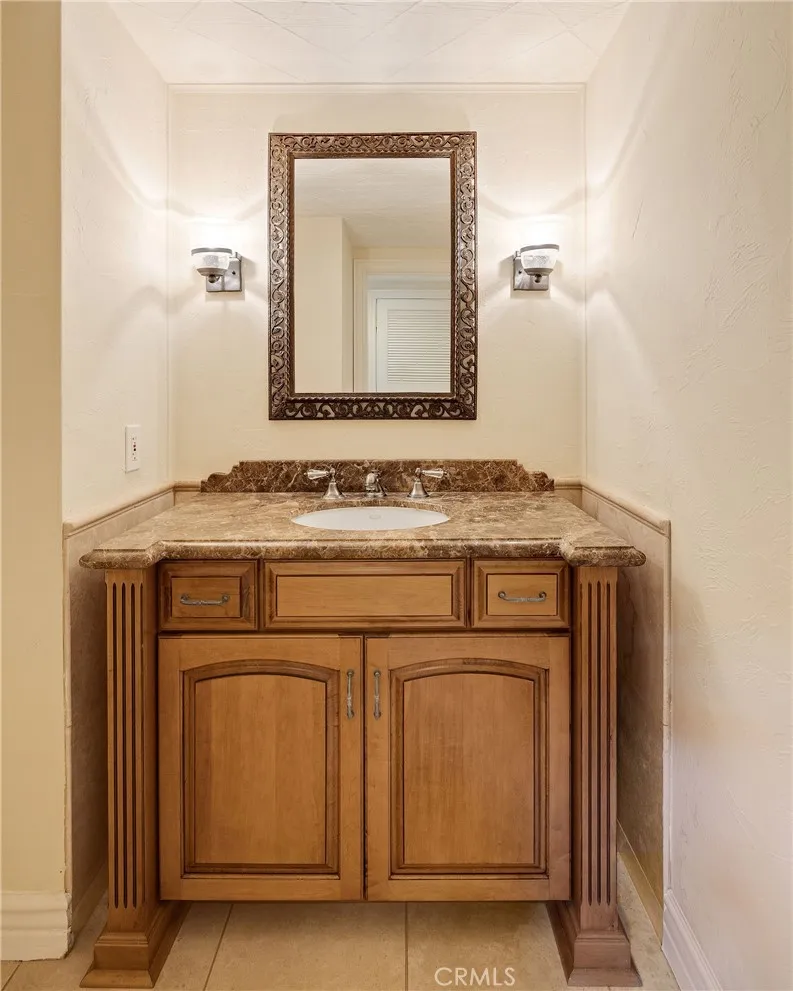 1432 Via Coronel Palos Verdes Estates, CA 90274