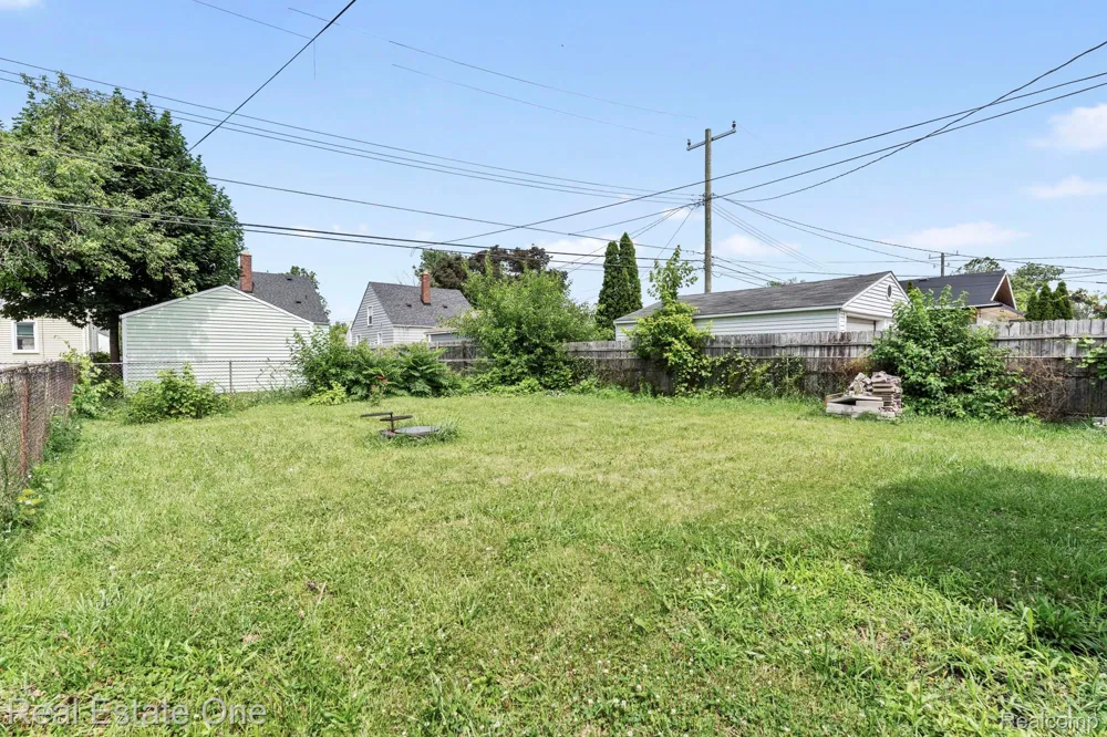 1840 Morris Avenue Lincoln Park City, MI 48146