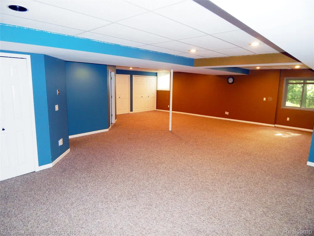 11975 Cody Creek Court South Lyon City, MI 48178