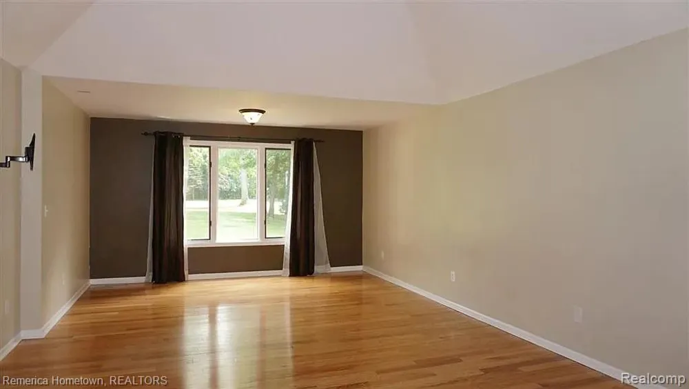 11975 Cody Creek Court South Lyon City, MI 48178