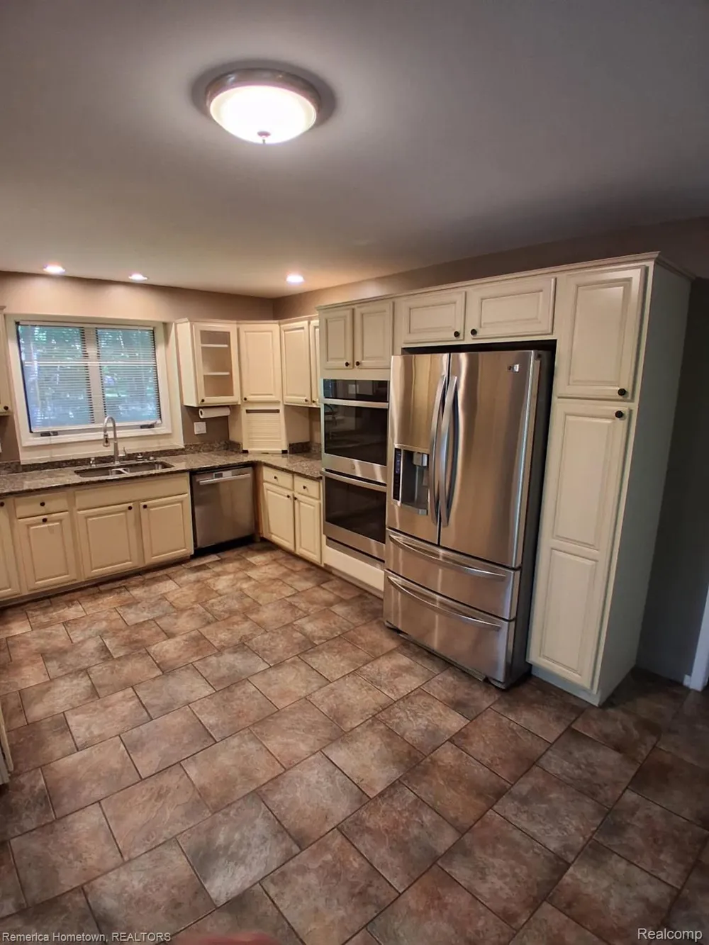 11975 Cody Creek Court South Lyon City, MI 48178