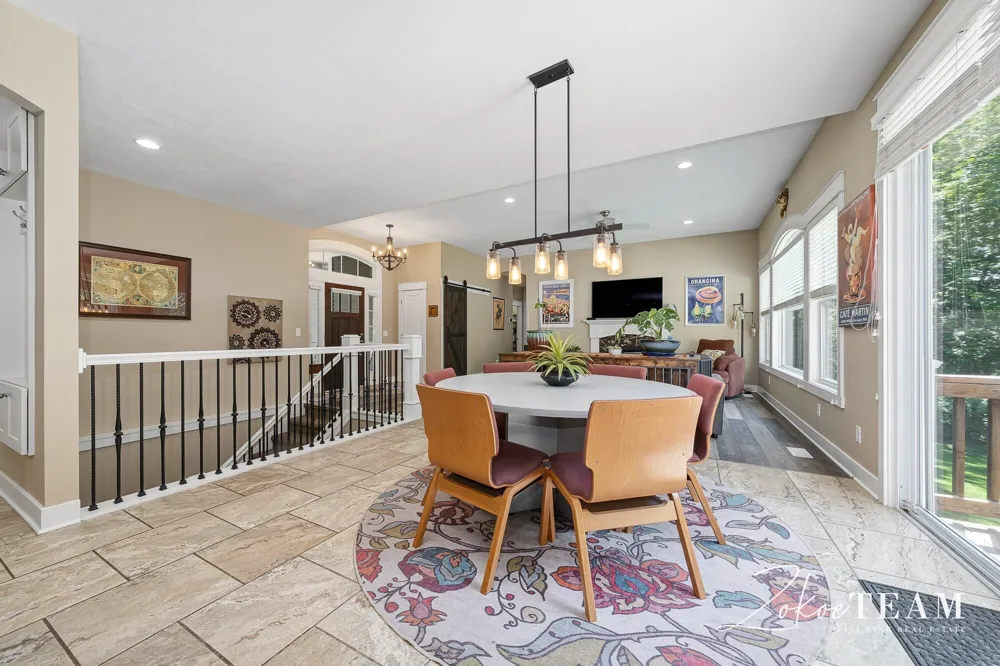 143 Maynard Avenue SW Walker City, MI 49534