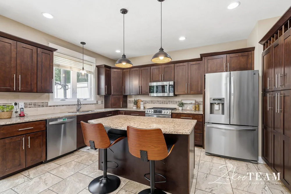 143 Maynard Avenue SW Walker City, MI 49534