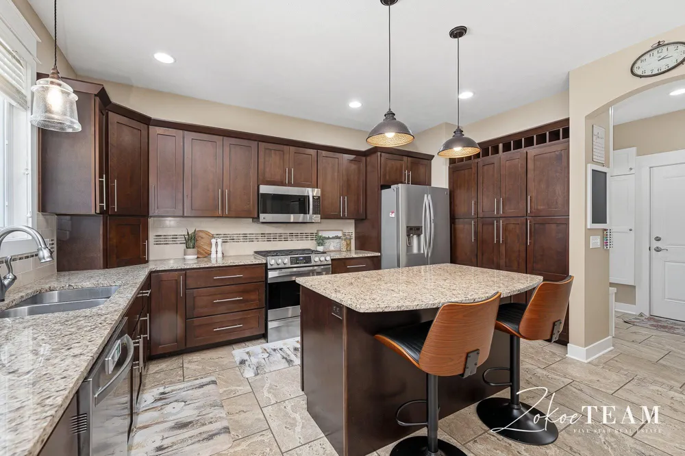 143 Maynard Avenue SW Walker City, MI 49534