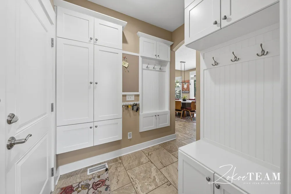 143 Maynard Avenue SW Walker City, MI 49534