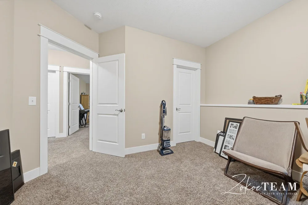 143 Maynard Avenue SW Walker City, MI 49534