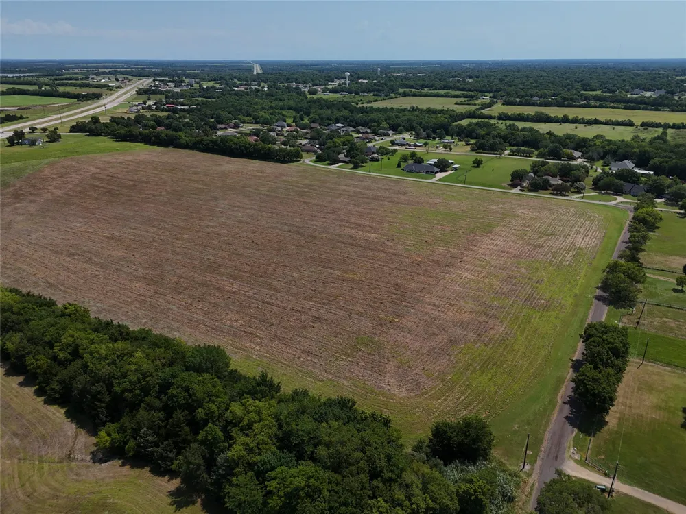28500 W Kaufman Cooper, TX 75432
