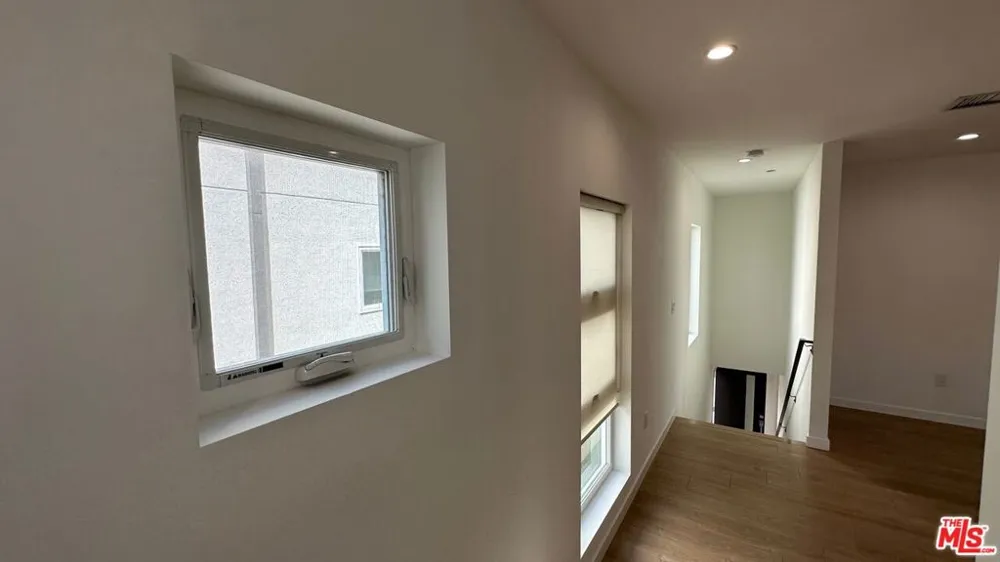 5226 Satsuma Avenue North Hollywood, CA 91601
