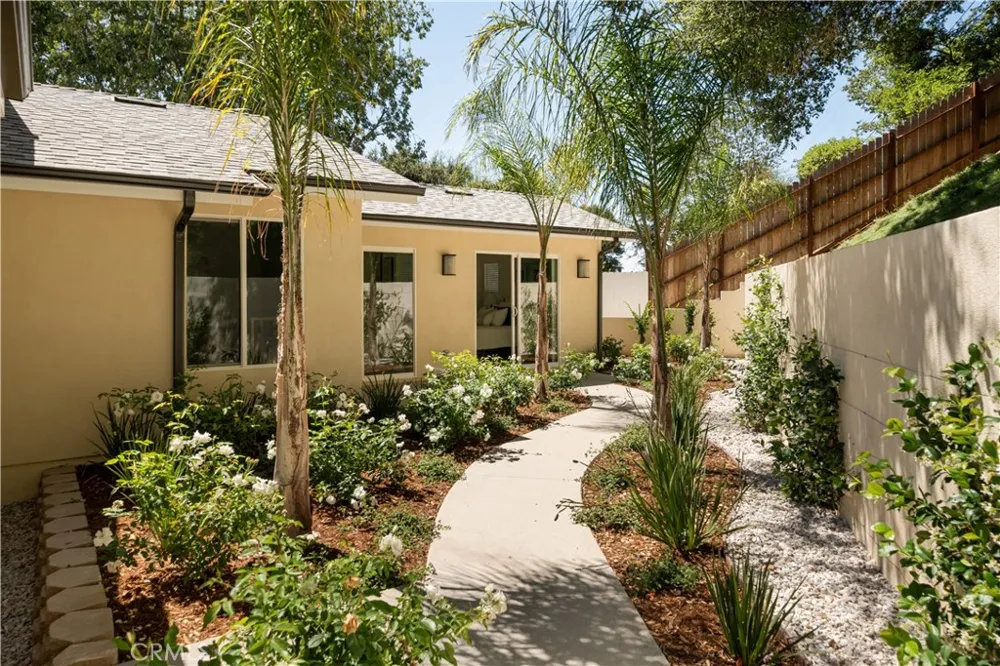23105 Middlebank Drive Newhall, CA 91321