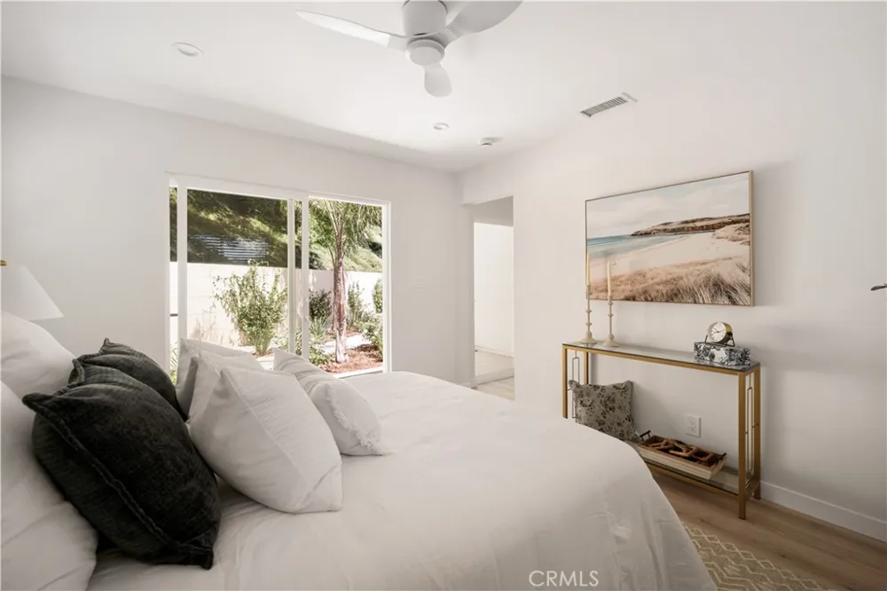 23105 Middlebank Drive Newhall, CA 91321
