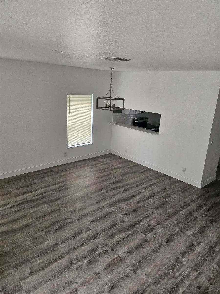 1193 Colonial Palms Way Palm Springs, FL 33406