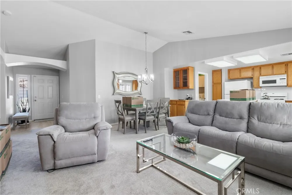 40133 Casillo Palmdale, CA 93550
