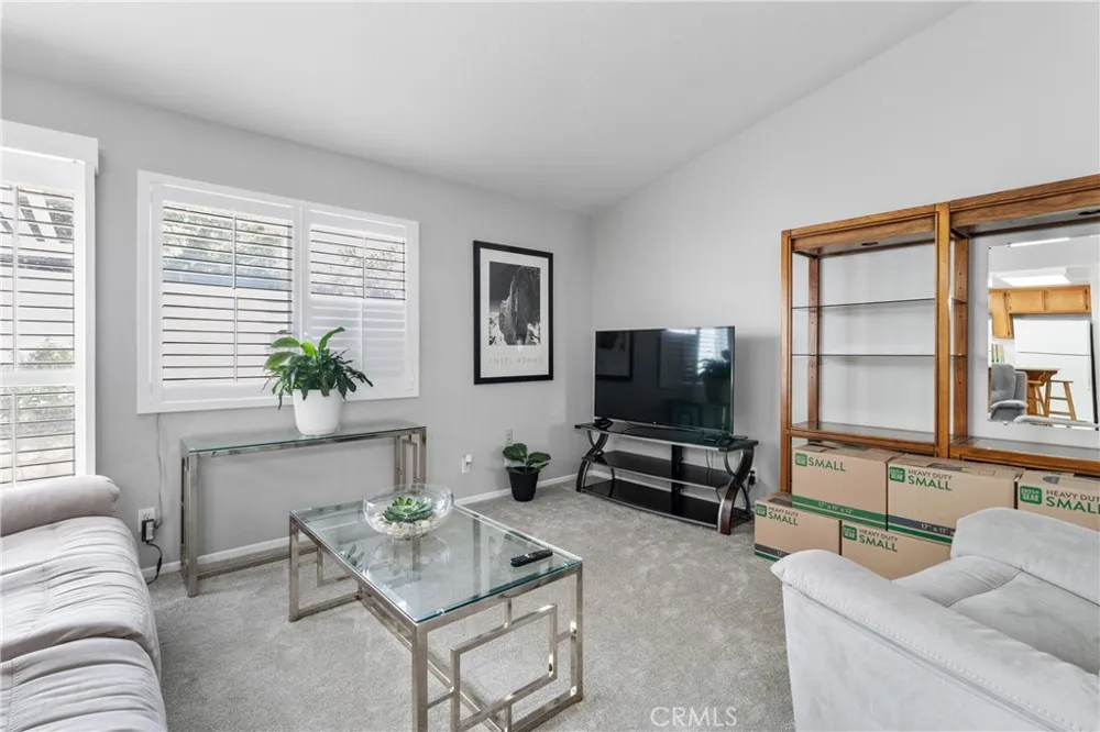 40133 Casillo Palmdale, CA 93550