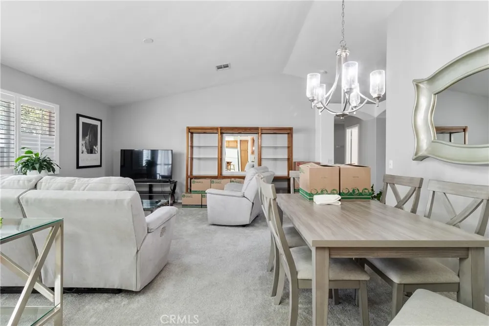 40133 Casillo Palmdale, CA 93550