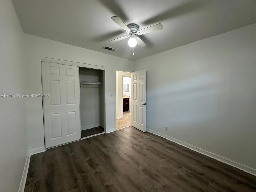 2640 NE 8th Ave #17 Wilton Manors, FL 33334