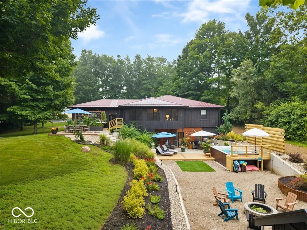 1897 Summer Drive Crawfordsville, IN 47933