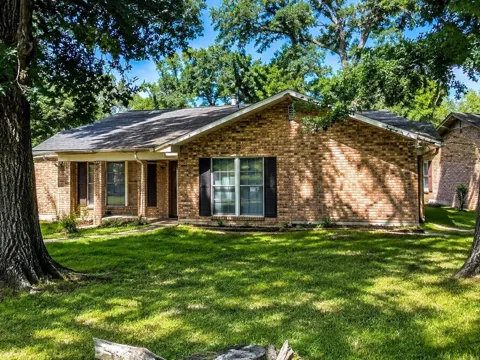 1429 Circle Drive