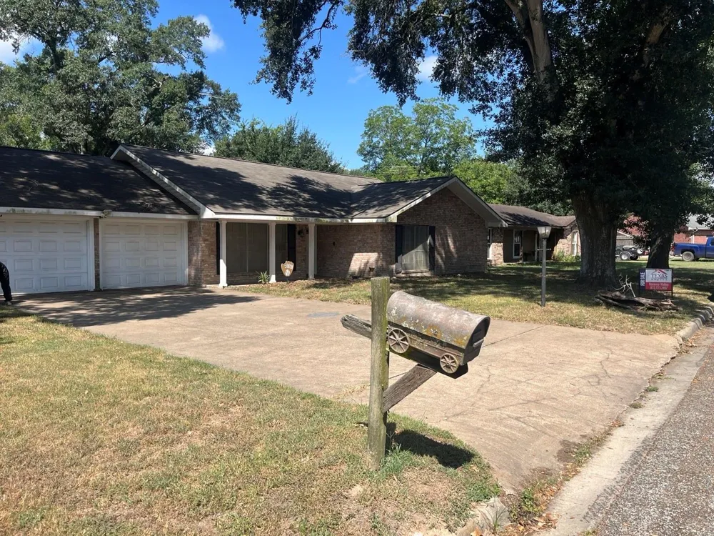 1429 Circle Drive Sealy, TX 77474