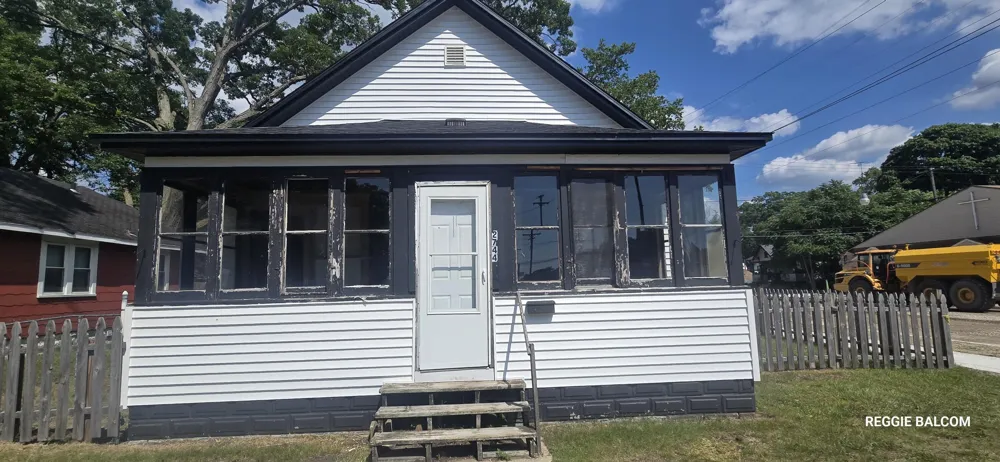 2744 8th Street Muskegon Heights, MI 49444