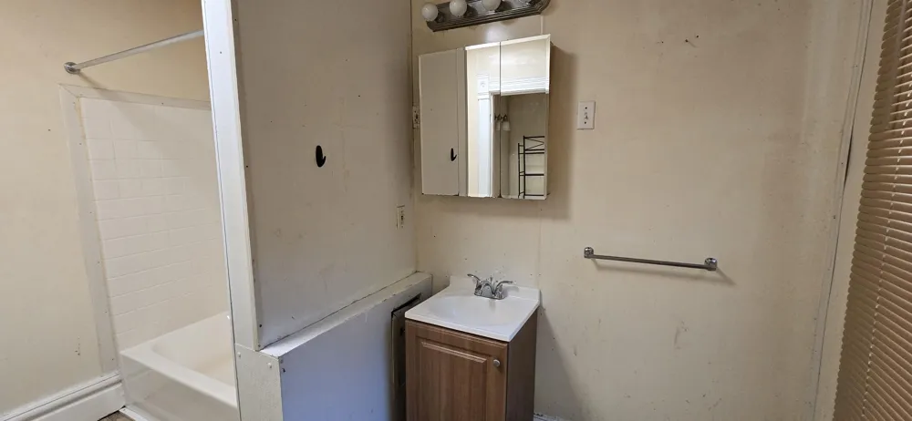 2744 8th Street Muskegon Heights, MI 49444
