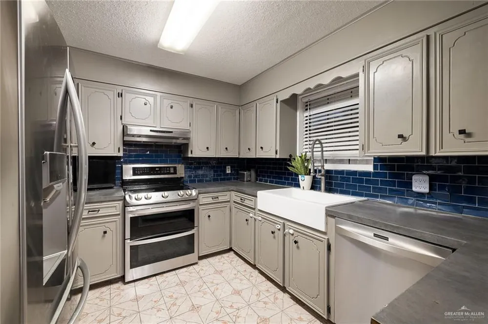 305 Las Brisas Drive Mission, TX 78574