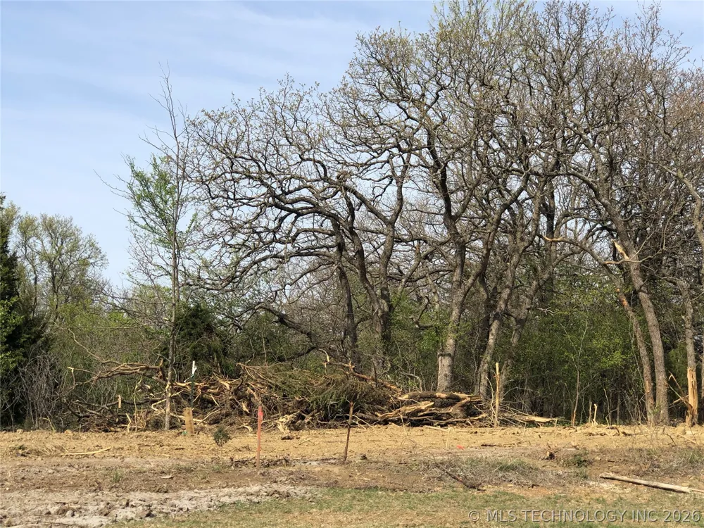 Castle Creek Drive Sapulpa, OK 74066