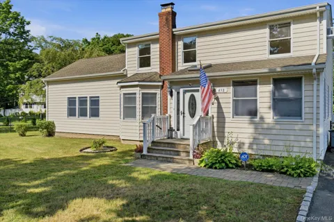 498 Miller Place Road