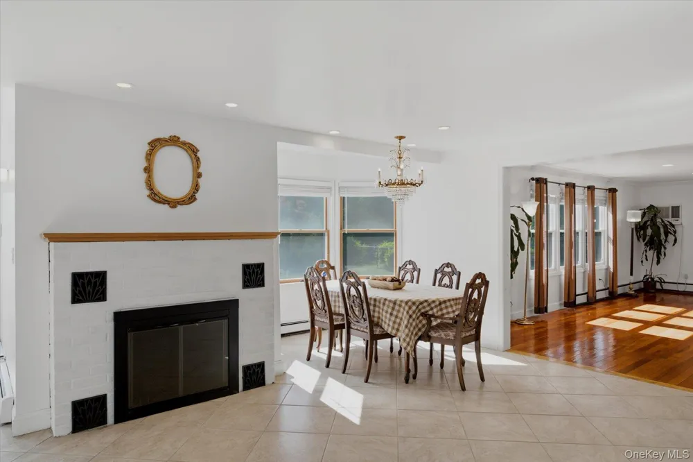498 Miller Place Road Miller Place, NY 11764