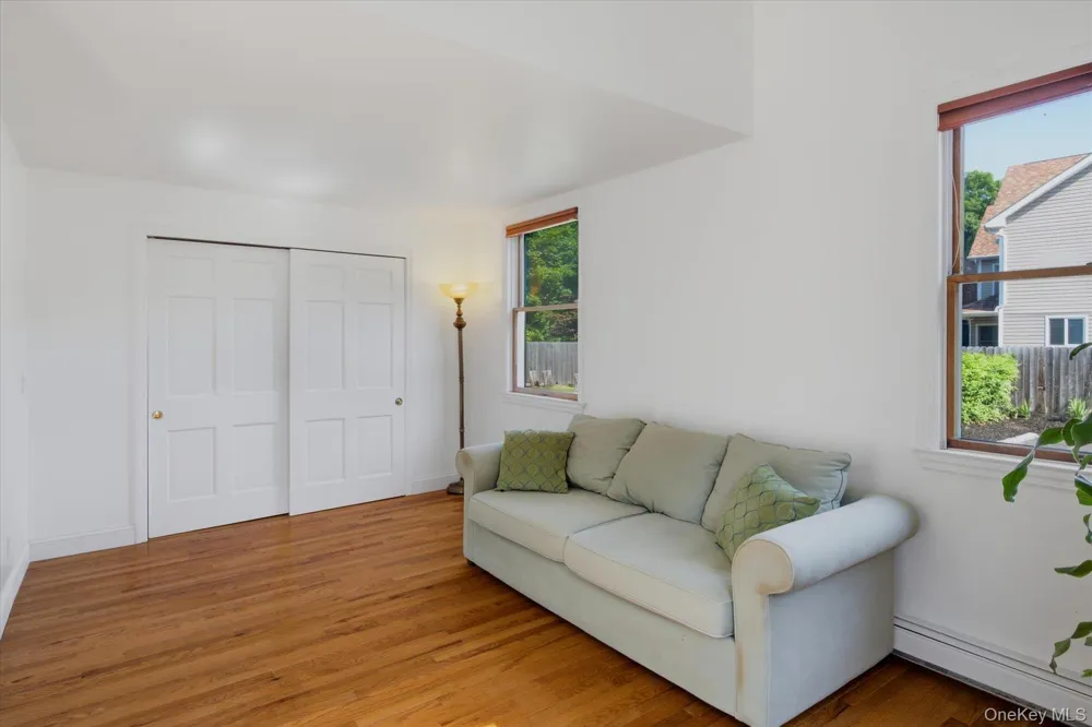 498 Miller Place Road Miller Place, NY 11764