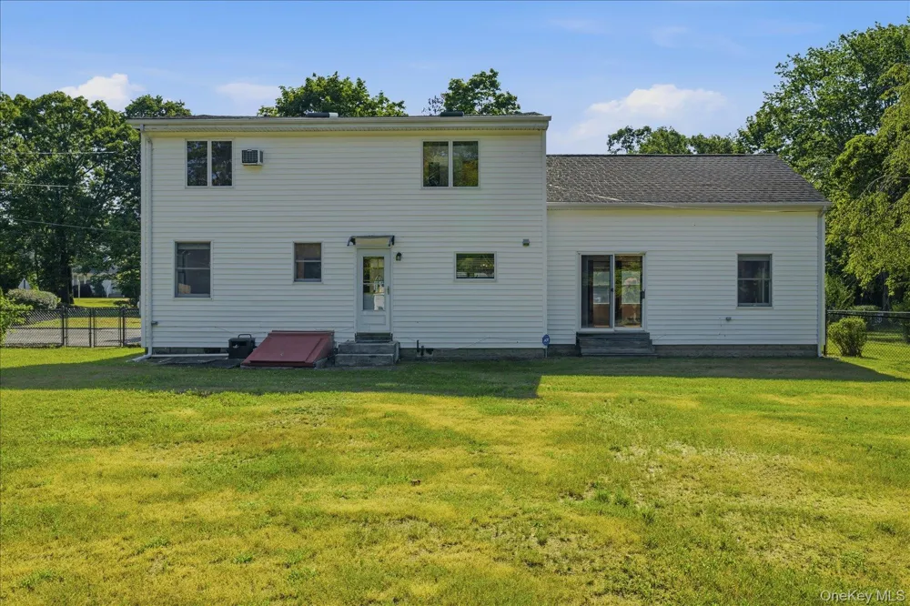 498 Miller Place Road Miller Place, NY 11764