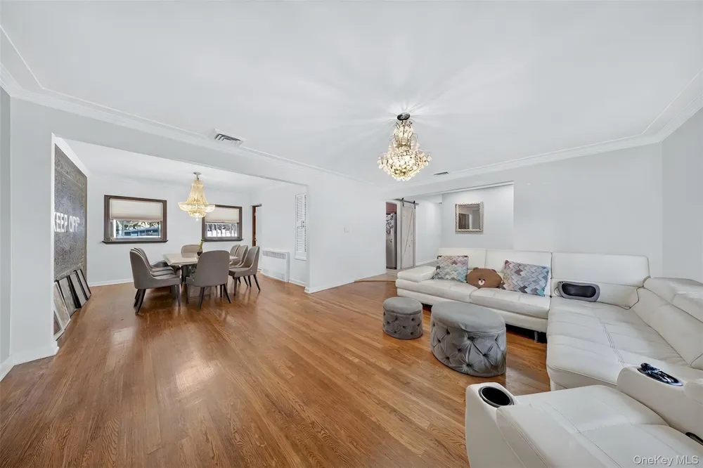 218-21 Stewart Road Hollis Hills, NY 11427