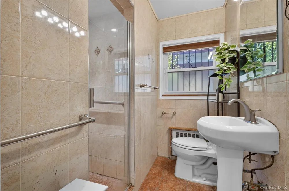 218-21 Stewart Road Hollis Hills, NY 11427