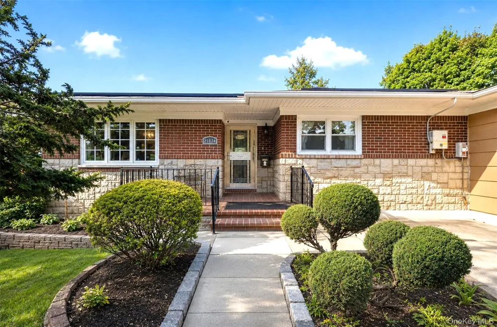 218-21 Stewart Road Hollis Hills, NY 11427