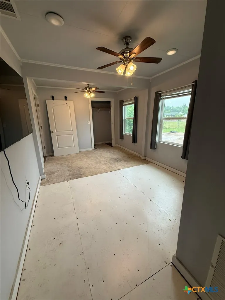 1302 E Avenue F Temple, TX 76501