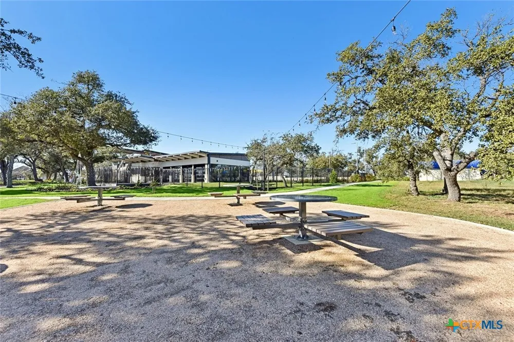 257 Firefox Way Jarrell, TX 76537