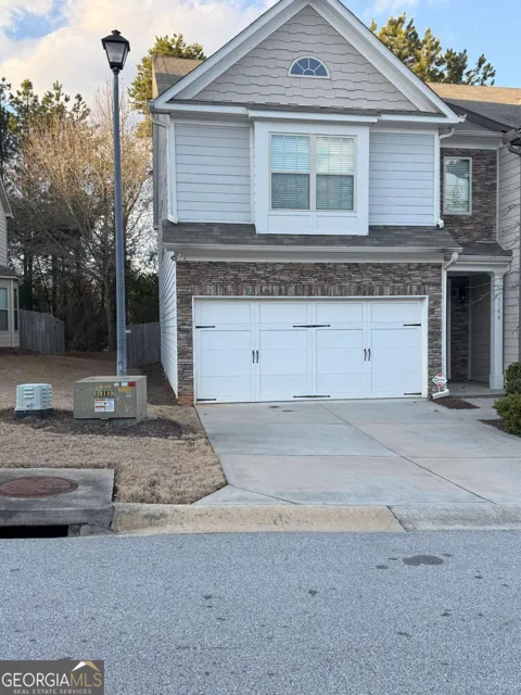 3144 Spicy Cedar LN