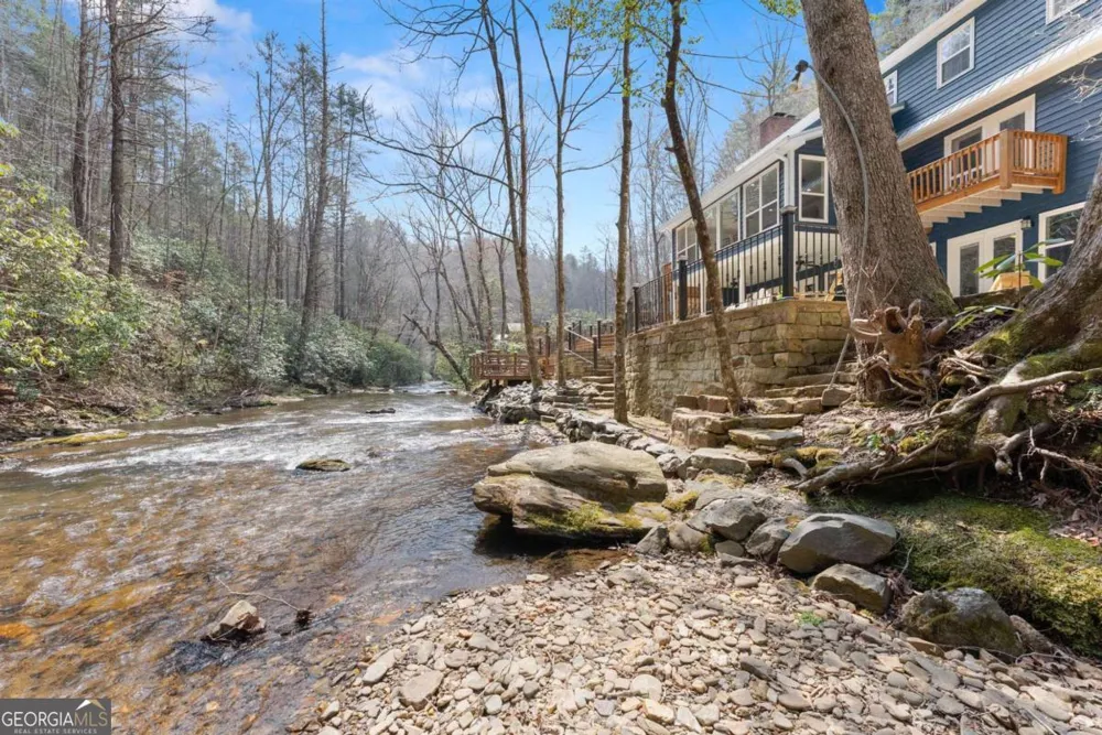 7880 Hiawassee Wilderness TRL Hiawassee, GA 30546