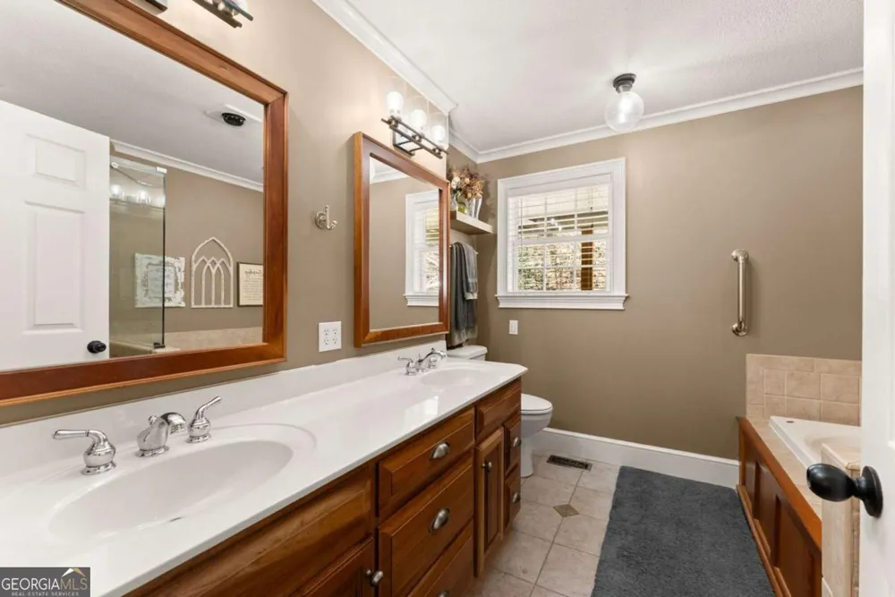 7880 Hiawassee Wilderness TRL Hiawassee, GA 30546