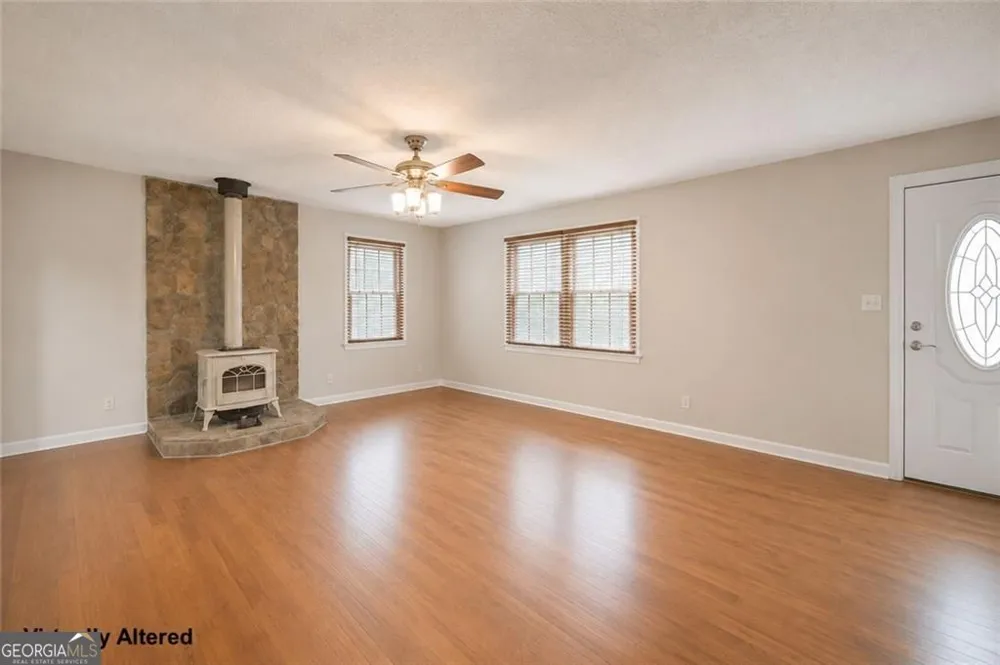 1268 Riverbend RD Demorest, GA 30535