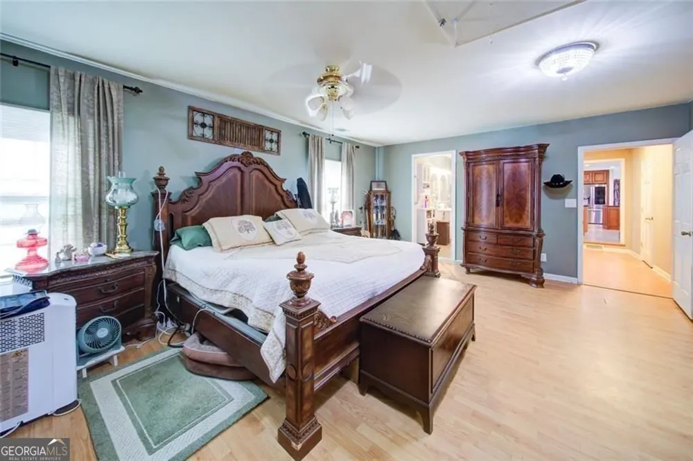 1268 Riverbend RD Demorest, GA 30535