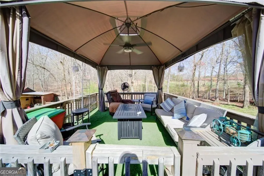 1268 Riverbend RD Demorest, GA 30535
