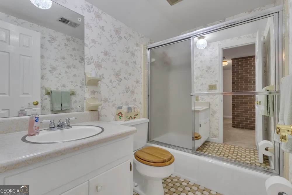 238 Kirkley RD Tyrone, GA 30290