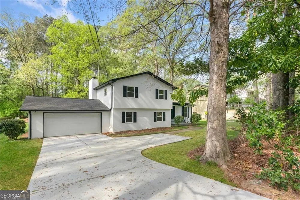 4645 Dunwoody Club DR Dunwoody, GA 30350