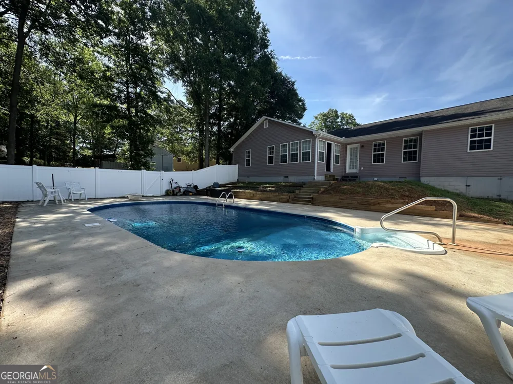 384 SAM BROWN BLVD Commerce, GA 30529