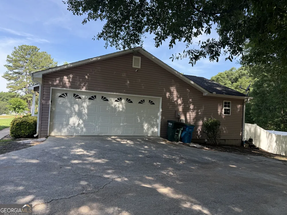 384 SAM BROWN BLVD Commerce, GA 30529