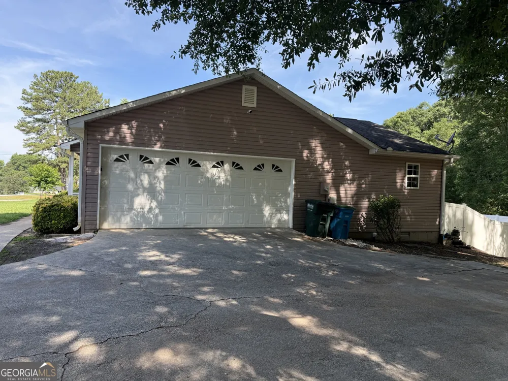 384 SAM BROWN BLVD Commerce, GA 30529