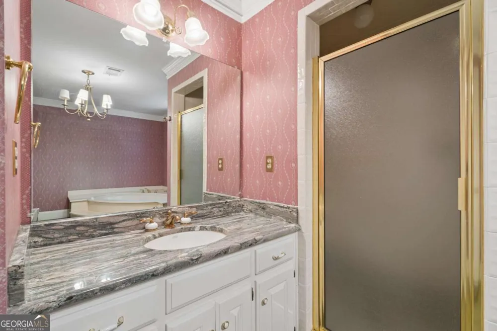 4957 Chedworth DR Smoke Rise, GA 30087
