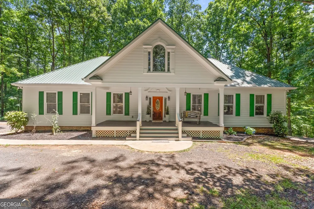 3807 Al Mangum RD Talmo, GA 30575