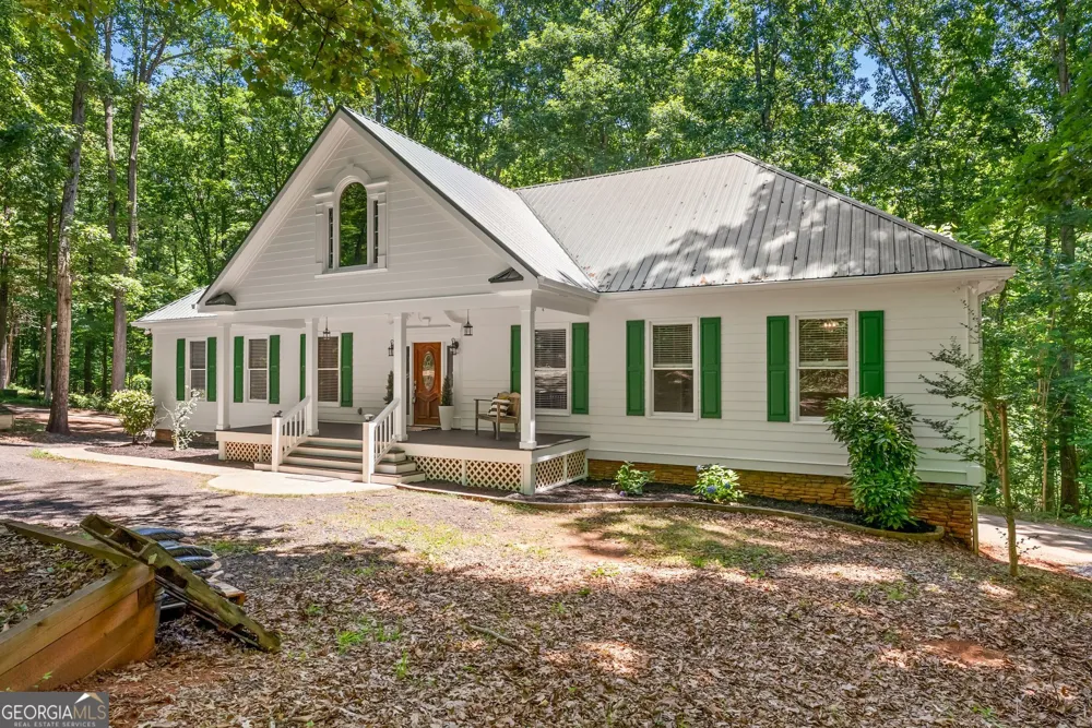 3807 Al Mangum RD Talmo, GA 30575